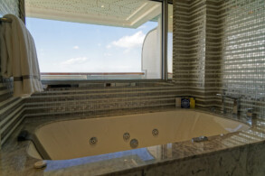 Grand Suite 1201