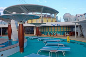 Pooldeck