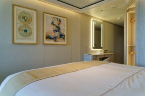 Deluxe Veranda Suite 8018
