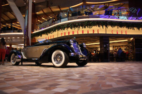 Promenade Cafe - Royal Promenade - Oasis of the Seas