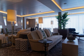 Retreat Lounge