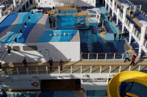 Pooldeck