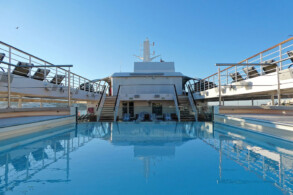 Pooldeck