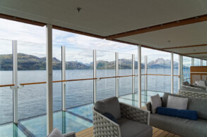 ausfahrbarer Glasbalkon