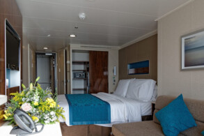 BA Mid-Ship Balcony 13858