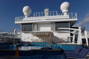 Pooldeck