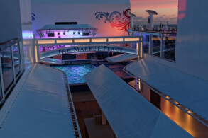 Pooldeck