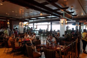 Plaza Bar