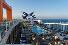 Pooldeck