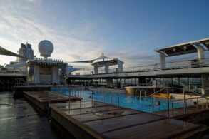 Haupt-Pooldeck