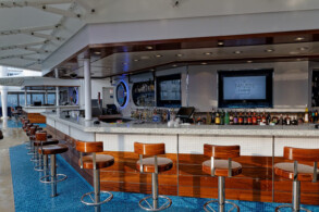 Waves Poolbar