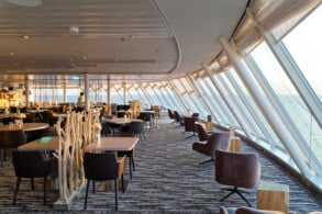 X-Lounge