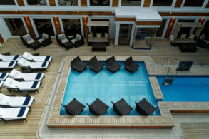 Haven Courtyard und Pool