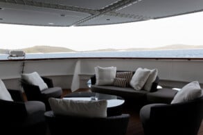 Grand Salon - Outside