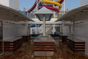 Pooldeck