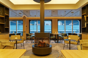 Club Lounge