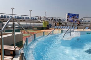 Pooldeck