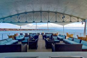Bars, Lounges
