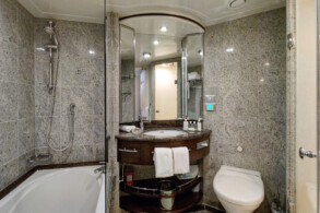 Veranda Suite 9047