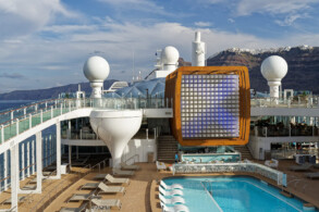 Pooldeck - Resort Deck