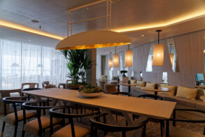 Retreat Lounge