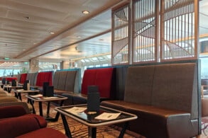 Explorer Lounge
