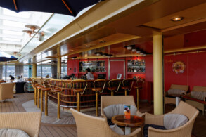 Lido Bar