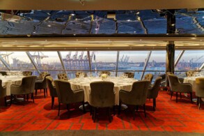 Yacht Club Restaurant