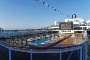 Atmosphere pool