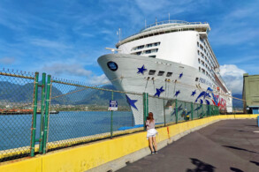 Pride of America in Kahului, Maui
