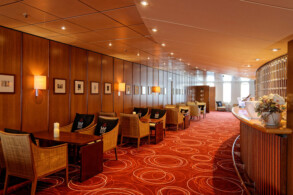 Foyer Bar