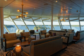 X-Lounge