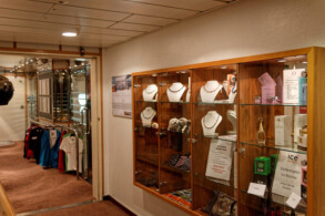 Shop