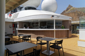 Poolbar
