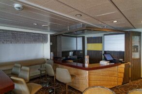 Expedition Lounge, Deck 7