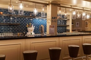 Art Gallery Bar