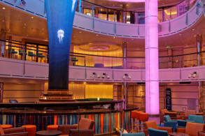 Vista Lobby