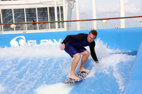 Flow Rider - Sports Zone - Oasis of the Seas