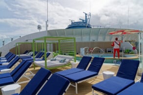 Suite Sundeck