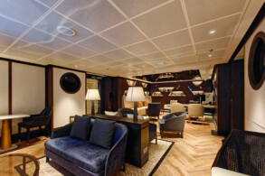 Executive Lounge