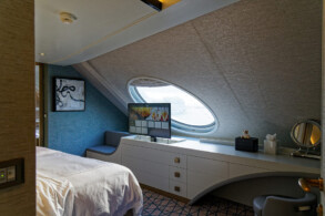 Seven Seas Suite 801