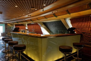 Muses Bar & Lounge