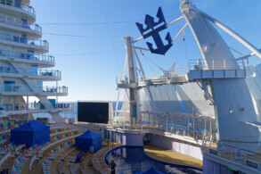 Aqua Theater