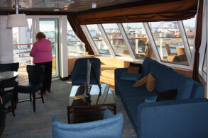 Aqua Theater Suite A2 9730
