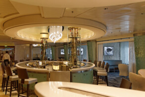 Martini Bar & Crush