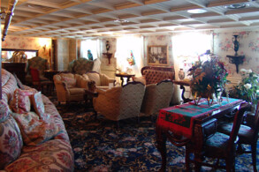 Main Deck Lounge