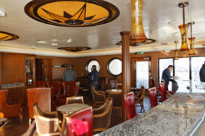 Meridian Bar