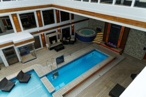 Haven Courtyard und Pool