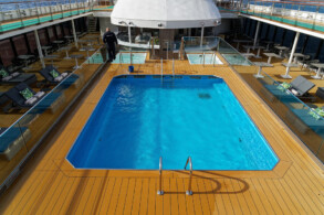 Pooldeck