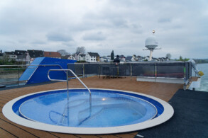 Whirlpool am Sonnendeck